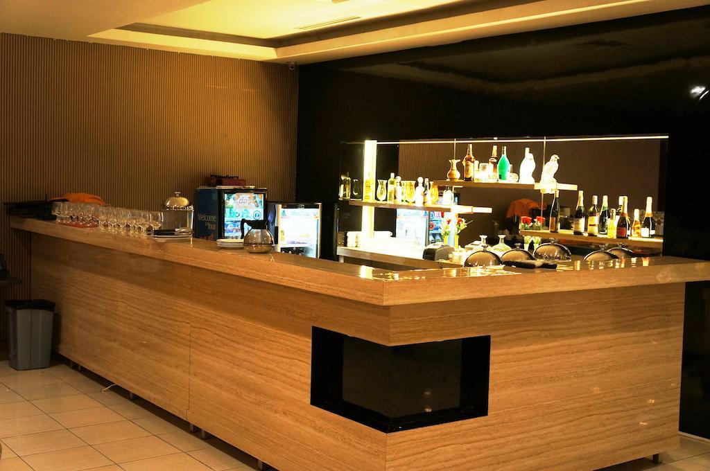 Quin Centro Hotel Palembang Kültér fotó
